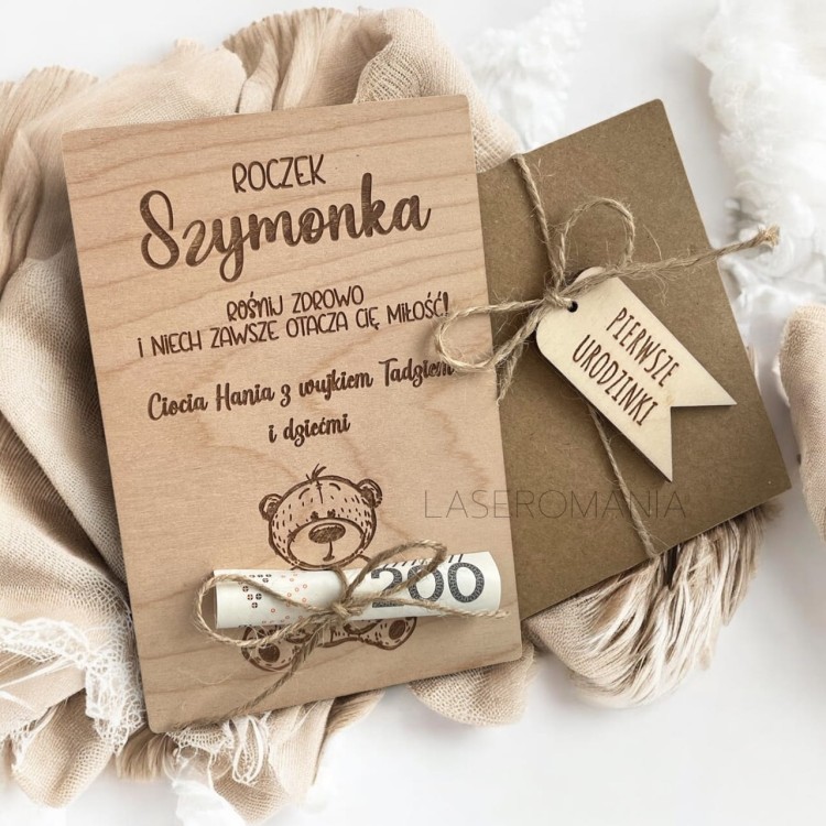 kartka-drewniana-personalizacja-zyczenia.jpg