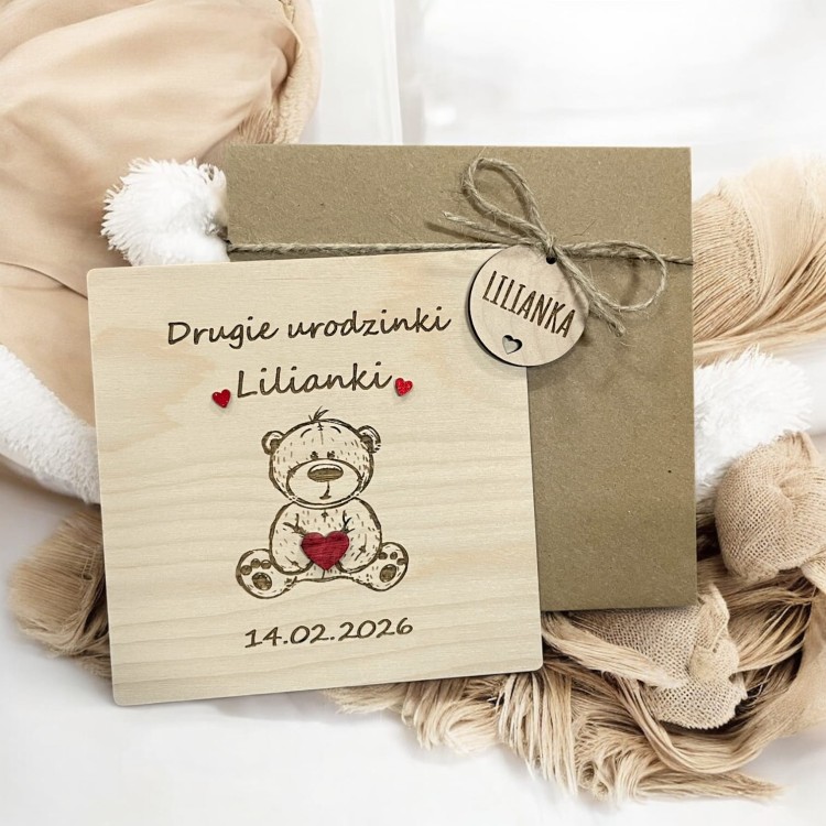kartka-drewniana-personalizowana-urodziny-dla-dziecka-prezent.jpg